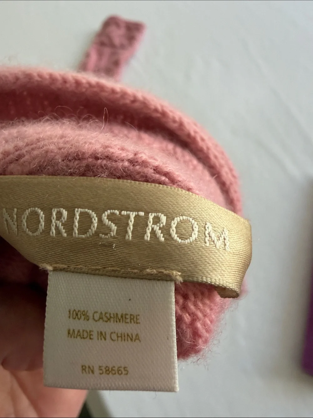 Nordstrom Cashmere  Soft Mauve Cable Cuff Knit Gloves- medium